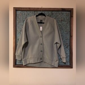 GAP Cardigan NWT -Size Medium (Petite)